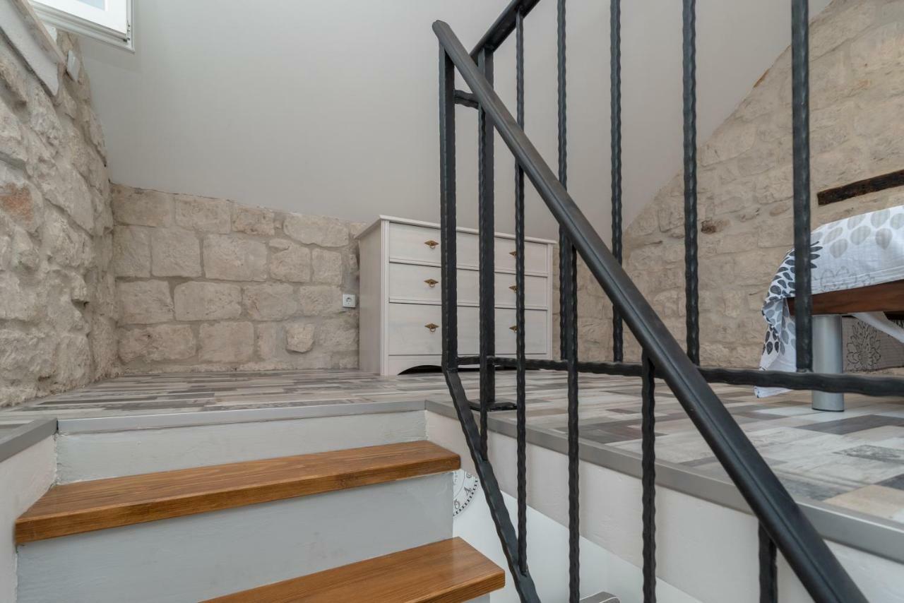 Apartman Skuribanda Trogir Eksteriør bilde