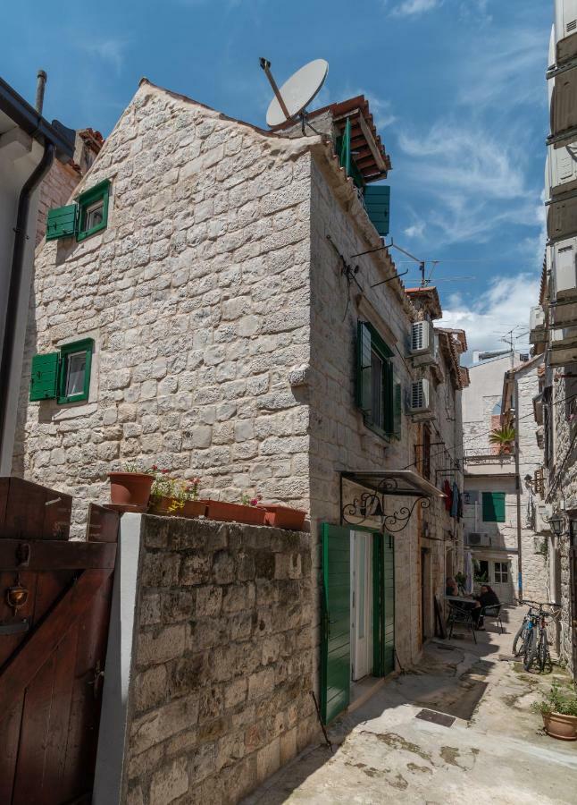 Apartman Skuribanda Trogir Eksteriør bilde