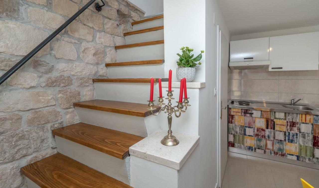Apartman Skuribanda Trogir Eksteriør bilde